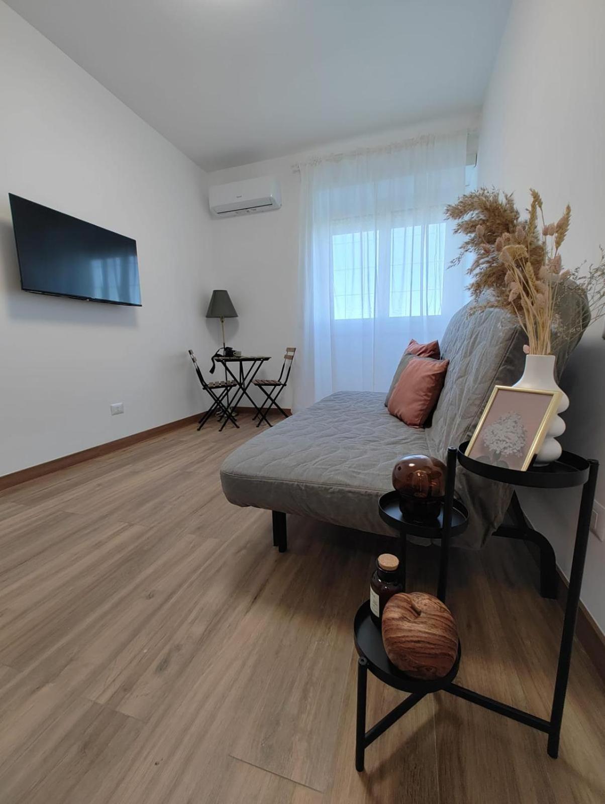 A Casa Di Nonna Lina - In Ostiense Apartment Rom